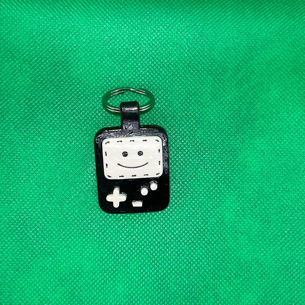 Gameboy Smiley Keychain - Picture 3 of 3